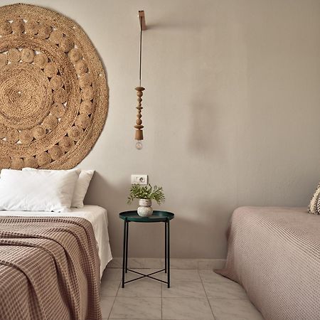 Casa Del Mar Bed & Breakfast ลากานาส ห้อง รูปภาพ