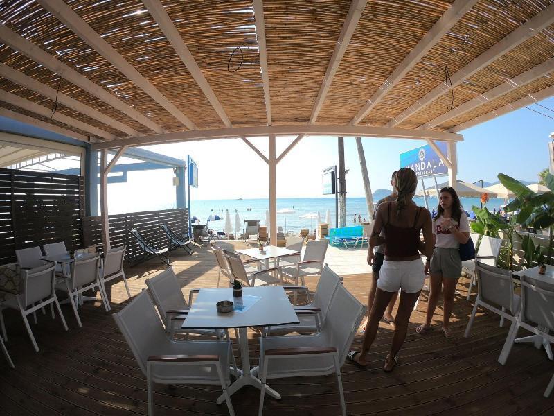Casa Del Mar Bed & Breakfast ลากานาส ภายนอก รูปภาพ