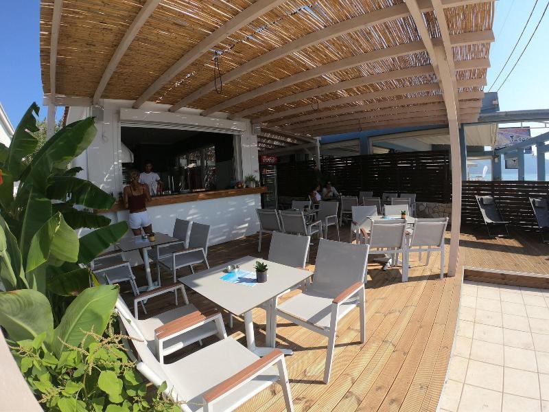 Casa Del Mar Bed & Breakfast ลากานาส ภายนอก รูปภาพ