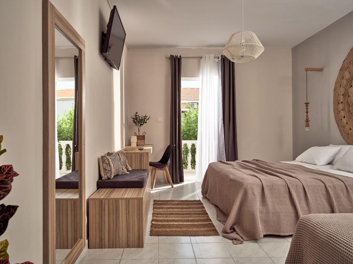 Casa Del Mar Bed & Breakfast ลากานาส ภายนอก รูปภาพ