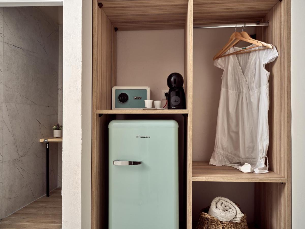 Casa Del Mar Bed & Breakfast ลากานาส ภายนอก รูปภาพ