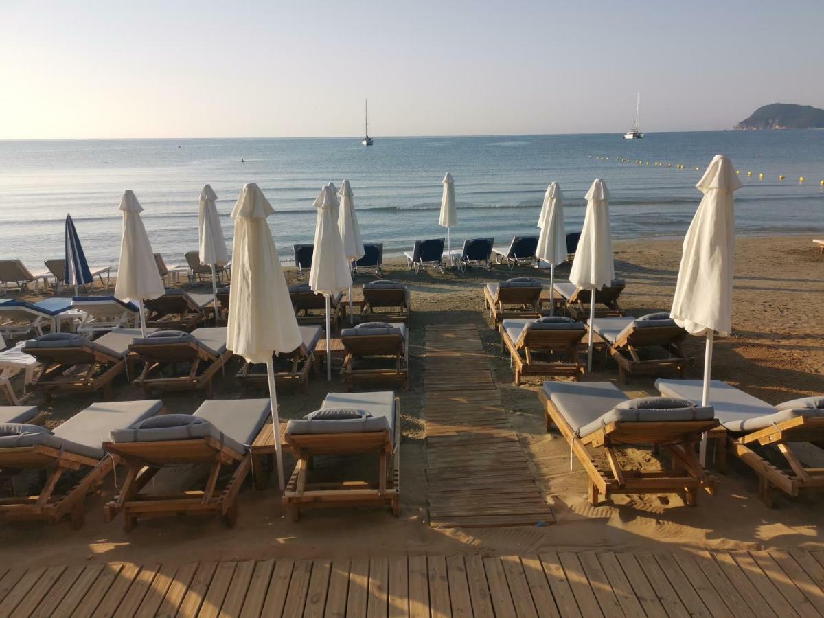 Casa Del Mar Bed & Breakfast ลากานาส ภายนอก รูปภาพ